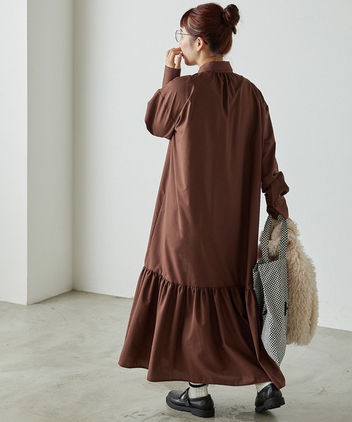 forksy.（フォルクシー）の「【forksy.】襟付き裾ティアード切り替えワンピース（シャツワンピース・レディース・ブラウン/チャコールグレー・FREE）」の22枚目の写真