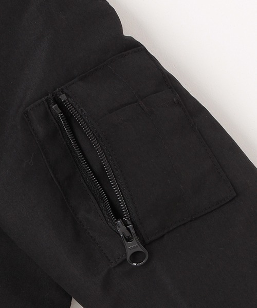 kladskap(クレードスコープ)の「恐竜中わた入りMA-1(ブルゾン・キッズ・カーキ/ブラック・90cm/100cm/110cm/120cm/130cm)」の12枚目の写真