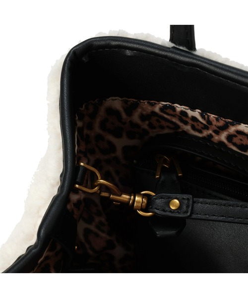 Guess（ゲス）の「VIKKY Tote（トートバッグ・レディース・ナチュラル・ONE SIZE）」の11枚目の写真