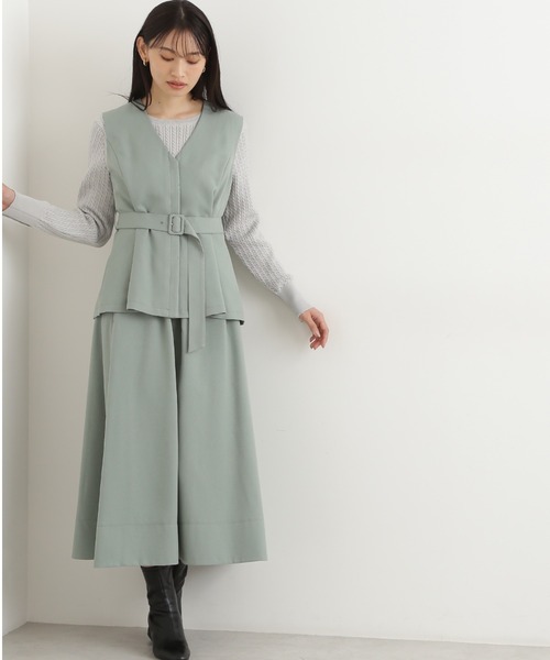 NATURAL BEAUTY BASIC(ナチュラルビューティーベーシック)の「ペプラムベストセットアップ(ワンピース・レディース・ライトグリーン/ネイビー/ベージュ・SMALL/MEDIUM)」の18枚目の写真