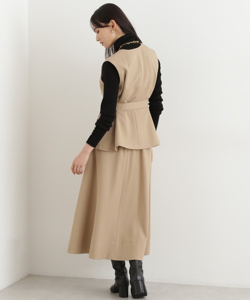 NATURAL BEAUTY BASIC(ナチュラルビューティーベーシック)の「ペプラムベストセットアップ(ワンピース・レディース・ライトグリーン/ネイビー/ベージュ・SMALL/MEDIUM)」の7枚目の写真