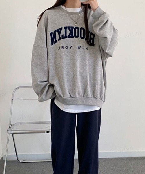 Dalfwin(ダールフィン)の「【裏起毛アリ】2022AW スウェット 秋冬 韓国スウェット BROOKLYNワッペンロゴスウェット オーバーサイズ ビックサイズ レディース(スウェット・レディース・オートミール/グレー/ネイビー・FREE)」の9枚目の写真