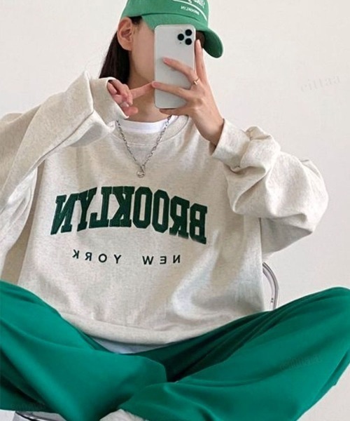 Dalfwin(ダールフィン)の「【裏起毛アリ】2022AW スウェット 秋冬 韓国スウェット BROOKLYNワッペンロゴスウェット オーバーサイズ ビックサイズ レディース(スウェット・レディース・オートミール/グレー/ネイビー・FREE)」の16枚目の写真