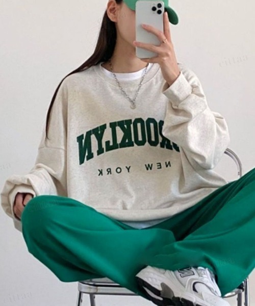 Dalfwin(ダールフィン)の「【裏起毛アリ】2022AW スウェット 秋冬 韓国スウェット BROOKLYNワッペンロゴスウェット オーバーサイズ ビックサイズ レディース(スウェット・レディース・オートミール/グレー/ネイビー・FREE)」の17枚目の写真