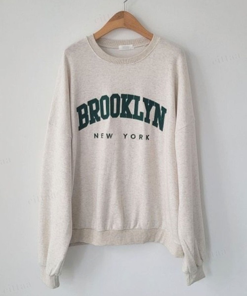 Dalfwin(ダールフィン)の「【裏起毛アリ】2022AW スウェット 秋冬 韓国スウェット BROOKLYNワッペンロゴスウェット オーバーサイズ ビックサイズ レディース(スウェット・レディース・オートミール/グレー/ネイビー・FREE)」の21枚目の写真