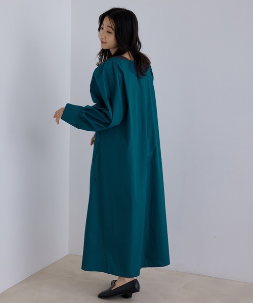 Jayro（ジャイロ）の「T/CブロードパフスリーブVネックワンピース（ワンピース・レディース・ブラック/ピンク/グリーン/マスタード・M）」の18枚目の写真