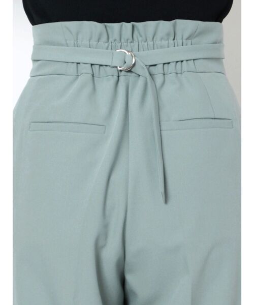 LAGUNAMOON（ラグナムーン）の「バックベルトテーパードパンツ（その他パンツ・レディース・ブルー/アイボリー/モカ・SMALL/MEDIUM）」の18枚目の写真