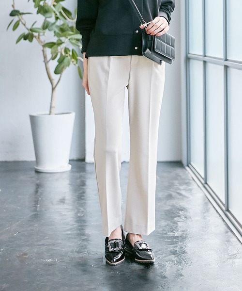 Days（デイズ）の「【Oeillet】タックプレスフレアーパンツ（ウイエ）（その他パンツ・レディース・ブラック/ベージュ/キャメル/ブルー/ダークグリーン/ピンク・LL/M/L）」の20枚目の写真