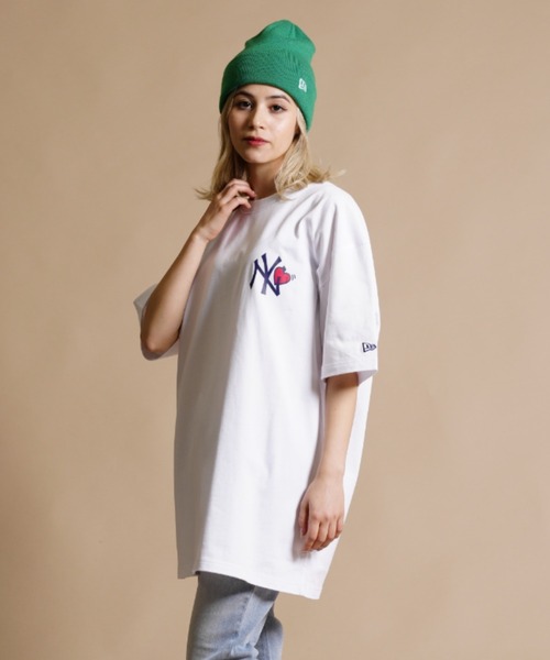NEW ERA(ニューエラ)の「【ムラサキスポーツ別注】NEW ERA/ニューエラ ビッグシルエット/オーバーサイズ/バックプリントTシャツ 13732623/13732624(Tシャツ/カットソー・レディース・ホワイト/ブラック・XL/XXL)」の4枚目の写真