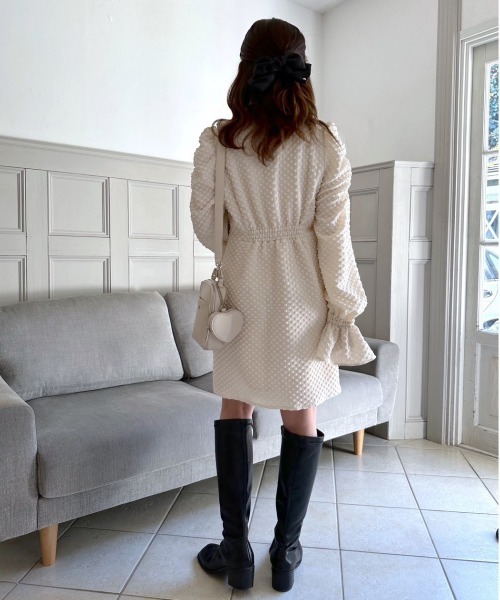 OLIVE des OLIVE（オリーブデオリーブ）の「ミニパワショルワンピース（ワンピース・レディース・ベージュ/アイボリー・FREE）」の11枚目の写真