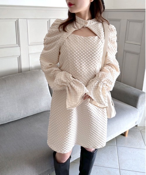 OLIVE des OLIVE（オリーブデオリーブ）の「ミニパワショルワンピース（ワンピース・レディース・ベージュ/アイボリー・FREE）」の8枚目の写真