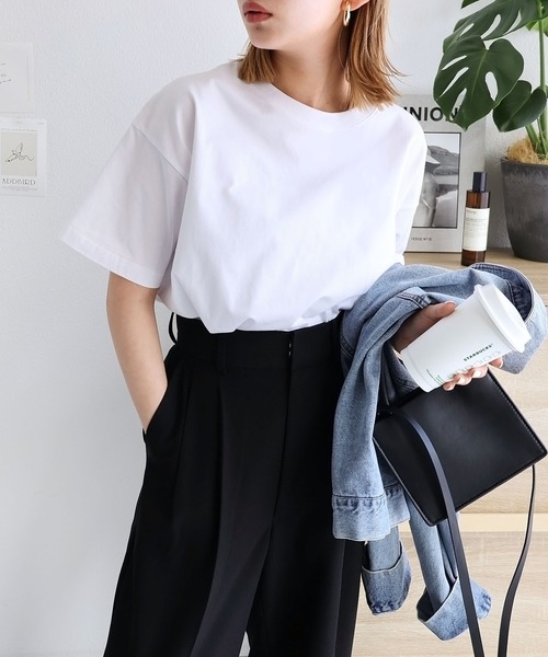andme(アンドミー)の「コットンクルーネック半袖Tシャツ(Tシャツ/カットソー・レディース・オフホワイト/チャコールグレー/ブラック/ベージュ/オートミール/ブルー系その他・S/M)」の20枚目の写真