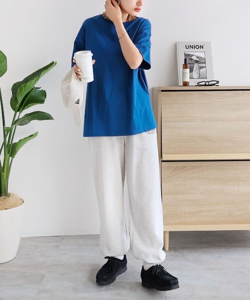 andme(アンドミー)の「コットンクルーネック半袖Tシャツ(Tシャツ/カットソー・レディース・オフホワイト/チャコールグレー/ブラック/ベージュ/オートミール/ブルー系その他・S/M)」の16枚目の写真
