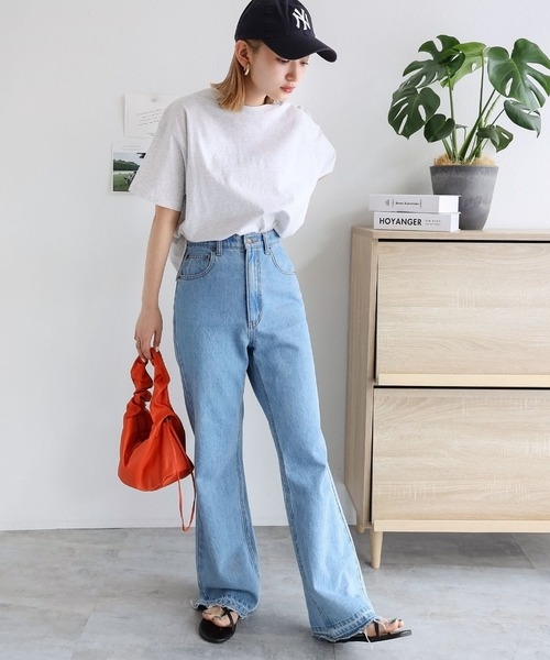 andme(アンドミー)の「コットンクルーネック半袖Tシャツ(Tシャツ/カットソー・レディース・オフホワイト/チャコールグレー/ブラック/ベージュ/オートミール/ブルー系その他・S/M)」の14枚目の写真