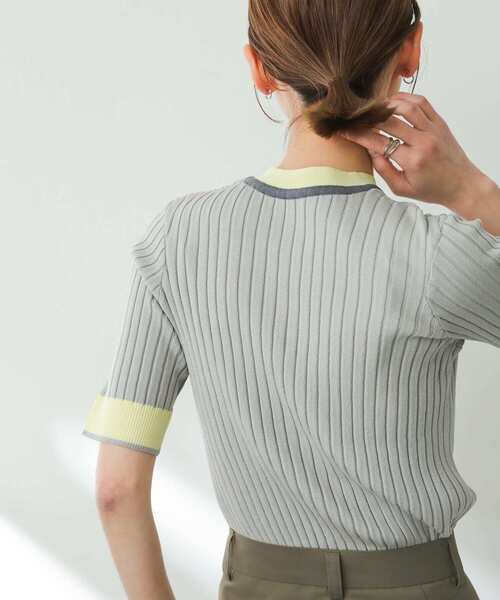 SENSE OF PLACE by URBAN RESEARCH（センスオブプレイスバイアーバンリサーチ）の「バイカラーコンパクトセーター(5分袖)（ニット/セーター・レディース・ブラック/アイボリー/オリーブ/ライトブルー/ライトグレー/オフホワイト・ONE）」の11枚目の写真