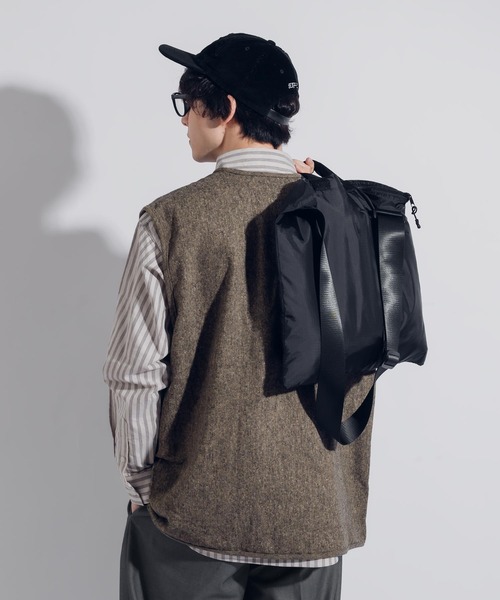 MUHET(ミュエータ)の「フィッシングベスト(ベスト・レディース・ベージュ/その他/チャコールグレー・X-LARGE/MEDIUM)」の8枚目の写真