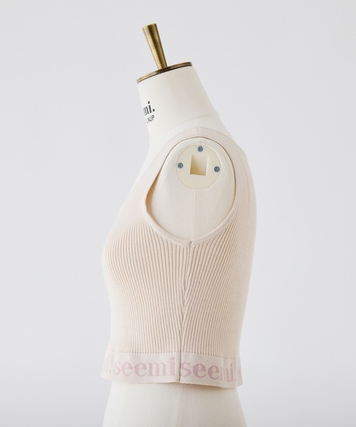 Seemi. byNICECLAUP（ シーミーバイナイスクラップ）の「【Seemi】ロゴラインニットタンクトップ（タンクトップ・レディース・ピンクベージュ/オフホワイト・FREE）」の20枚目の写真