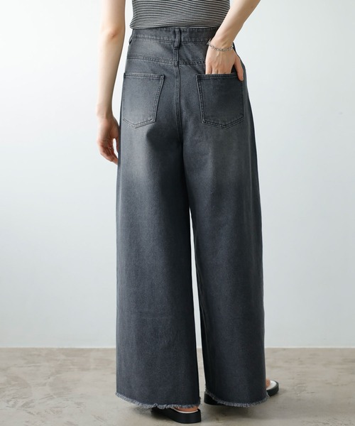 GeeRA（ジーラ）の「ウエストデザインワイドデニムパンツ（デニムパンツ・レディース・グレー/ブルー・MEDIUM/LARGE）」の5枚目の写真