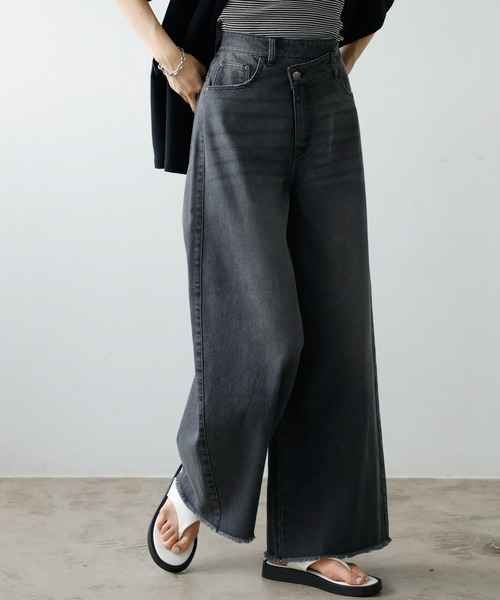 GeeRA（ジーラ）の「ウエストデザインワイドデニムパンツ（デニムパンツ・レディース・グレー/ブルー・MEDIUM/LARGE）」の3枚目の写真