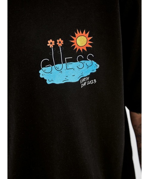 Guess(ゲス)の「GUESS Originals Earth Day Garden Tee(Tシャツ/カットソー・メンズ・ブラック・SMALL/MEDIUM/LARGE/X-LARGE)」の5枚目の写真