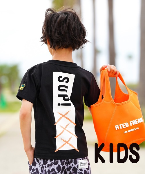 adamsJUGGLER(アダムスジャグラー)の「SUP! XXXティー キッズ(Tシャツ/カットソー・キッズ・ブラック/ホワイト・100/150/120/110/130)」の1枚目の写真