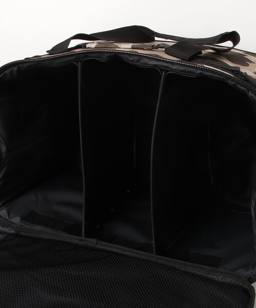 A BATHING APE（アベイシングエイプ）の「BAPE CAMO MULTI GEAR CONTAINER M M（ボストンバッグ・メンズ・グリーン/ベージュ・FREE）」の7枚目の写真