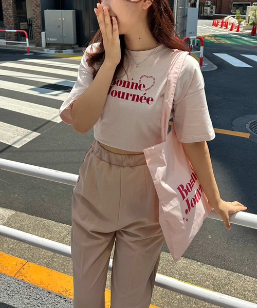 one after another NICE CLAUP(ワンアフターアナザーナイスクラップ)の「オーバーサイズアソートTシャツ(Tシャツ/カットソー・レディース・ラベンダー/ピンク/ベージュ/ブラック・FREE)」の6枚目の写真