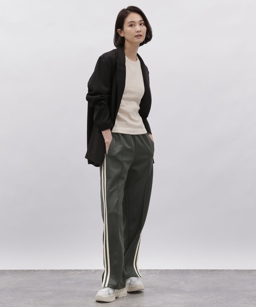 LAKOLE（ラコレ）の「トラックパンツ / 977492（その他パンツ・レディース・グレー/ネイビー・SMALL/MEDIUM）」の3枚目の写真