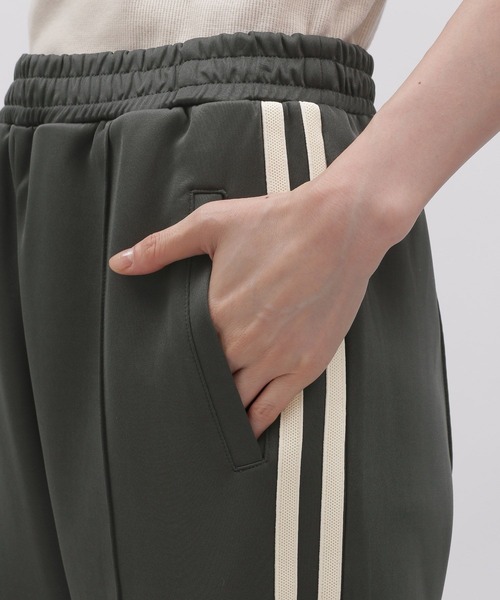 LAKOLE（ラコレ）の「トラックパンツ / 977492（その他パンツ・レディース・グレー/ネイビー・SMALL/MEDIUM）」の16枚目の写真