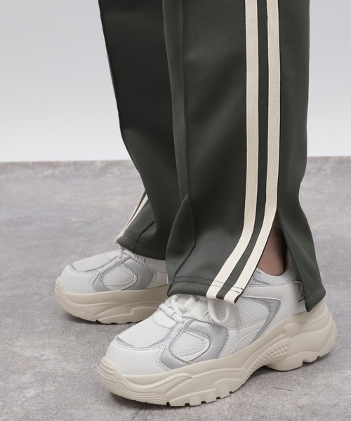 LAKOLE（ラコレ）の「トラックパンツ / 977492（その他パンツ・レディース・グレー/ネイビー・SMALL/MEDIUM）」の17枚目の写真