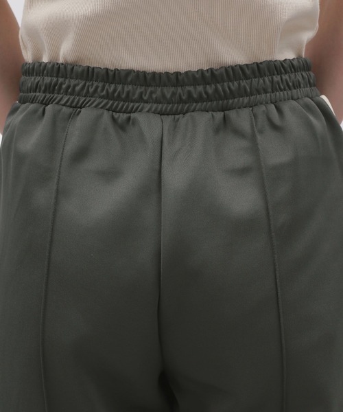 LAKOLE（ラコレ）の「トラックパンツ / 977492（その他パンツ・レディース・グレー/ネイビー・SMALL/MEDIUM）」の18枚目の写真