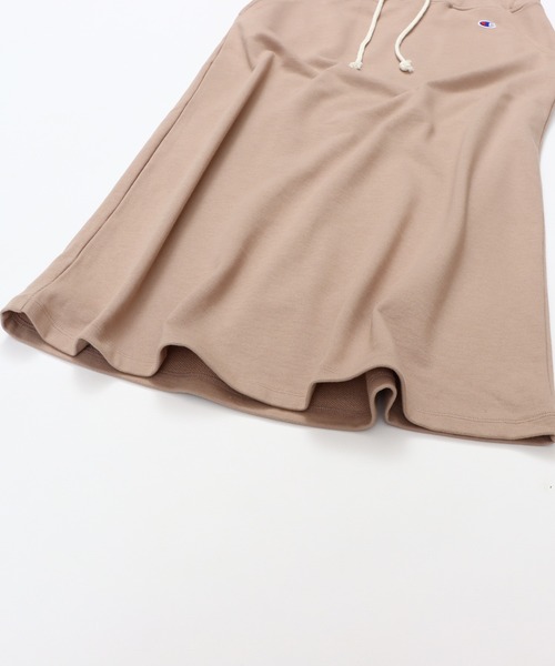 Champion - 新品Ｍ   ChampionGOLF  ベスト&amp;スカート　　上下セット❣️ Champion チャンピオン レディース スカート LONG SKIRT CW-B209