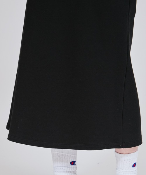 Champion（チャンピオン）の「【Champion/チャンピオン】レディース ベーシック ロングスカート（スカート・レディース・ネイビー/ブラック/グレー/ブラウン系・LARGE/MEDIUM）」の16枚目の写真