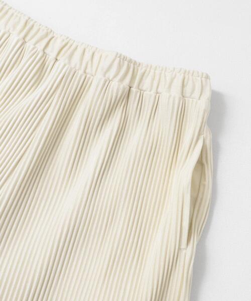 ITEMS URBANRESEARCH（アイテムズ アーバンリサーチ）の「プリーツシャーリングパンツ（その他パンツ・レディース・カーキ/ベージュ/ブラック/ホワイト系その他・FREE）」の10枚目の写真