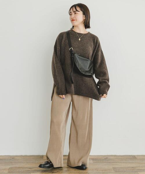 ITEMS URBANRESEARCH（アイテムズ アーバンリサーチ）の「プリーツシャーリングパンツ（その他パンツ・レディース・カーキ/ベージュ/ブラック/ホワイト系その他・FREE）」の13枚目の写真