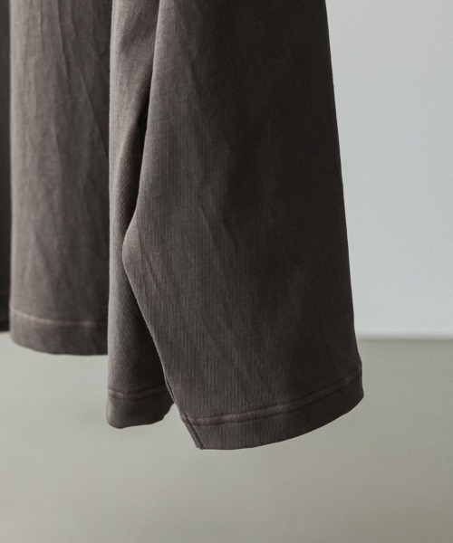 LIDNM(リドム)の「HARD TWISTED LS TEE(Tシャツ/カットソー・メンズ・ブラウン・LARGE/MEDIUM)」の12枚目の写真
