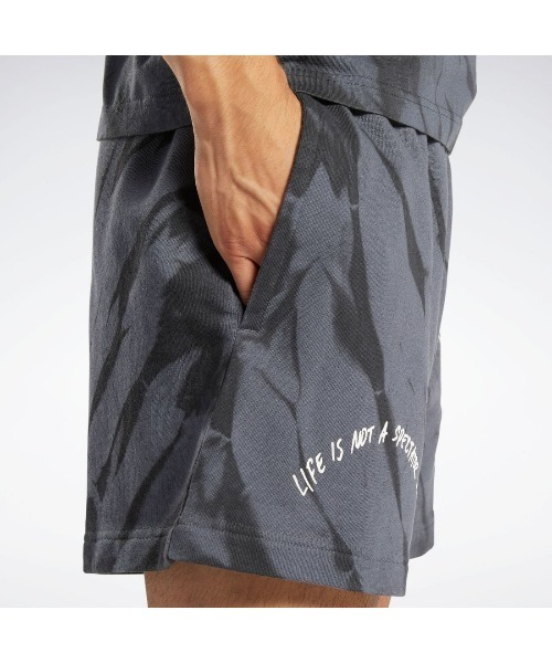 Reebok(リーボック)の「クラッシック ブロック パーティー ショーツ / CL BLOCK PARTY SHORT(その他パンツ・メンズ・オフホワイト/グレー系その他・LARGE/MEDIUM/SMALL/XX-LARGE/X-LARGE)」の7枚目の写真