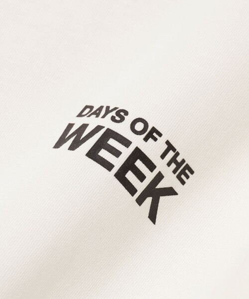 B:MING by BEAMS(ビーミングバイビームス)の「B:MING by BEAMS / ウィーク プリント クルーネック ロング Tシャツ(Tシャツ/カットソー・メンズ・サックスブルー/ベージュ/オフホワイト・LARGE/MEDIUM/SMALL/X-LARGE)」の15枚目の写真