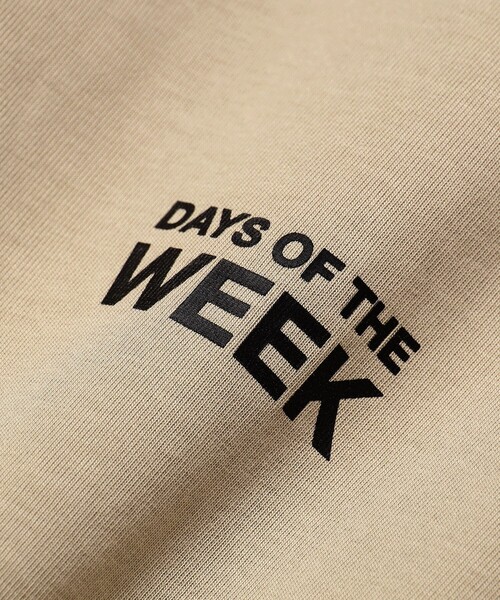 B:MING by BEAMS(ビーミングバイビームス)の「B:MING by BEAMS / ウィーク プリント クルーネック ロング Tシャツ(Tシャツ/カットソー・メンズ・サックスブルー/ベージュ/オフホワイト・LARGE/MEDIUM/SMALL/X-LARGE)」の6枚目の写真