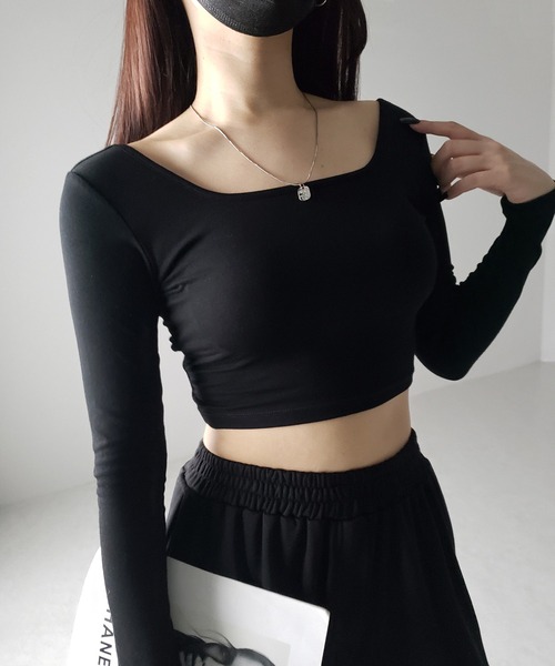 me+em select(ミームセレクト)の「【 カップ付き 】ショート丈スクエアネックタイトカットソートップス(Tシャツ/カットソー・レディース・グレー/ブラック/ホワイト・FREE)」の6枚目の写真