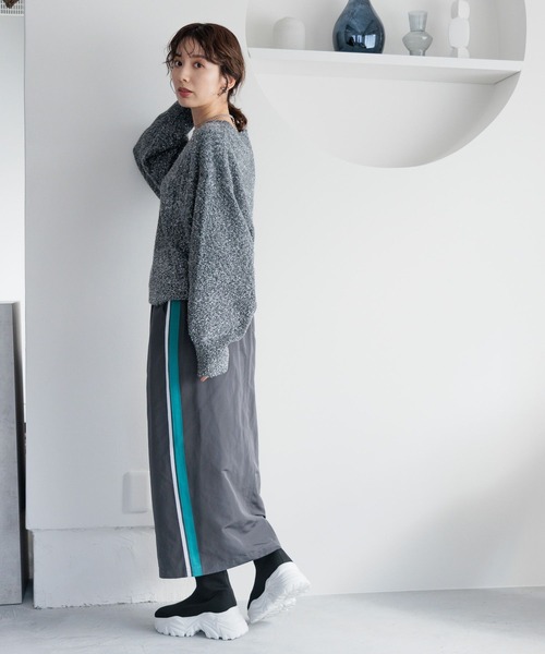 LEPSIM(レプシィム)の「ラインスカート 987466(スカート・レディース・ネイビー/チャコールグレー/アイボリー・FREE)」の14枚目の写真