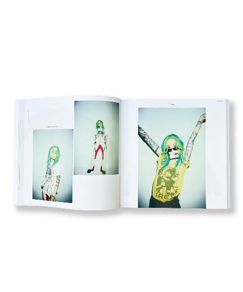 C.E.L.STORE(セルストア)の「OFFSHORE TOKYO / オフショア トウキョウ VINTAGE ROCK T BOOK "Couleurshirt" ヴィンテージ ロック TEE ブック クルール(本・メンズ・その他・FREE)」の6枚目の写真