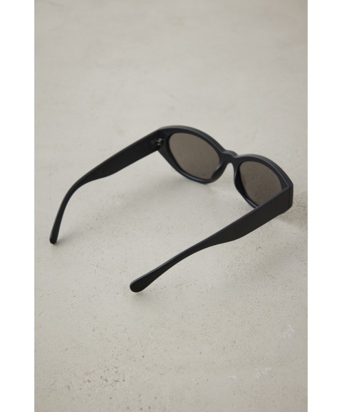 AZUL by moussy（アズールバイマウジー）の「キャットアイウェア（サングラス・メンズ・ブラック/グレー・FREE）」の15枚目の写真