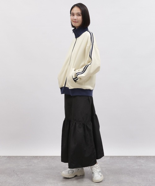 LAKOLE（ラコレ）の「トラックジャケット（スウェット・レディース・アイボリー/ネイビー・MEDIUM/SMALL）」の17枚目の写真