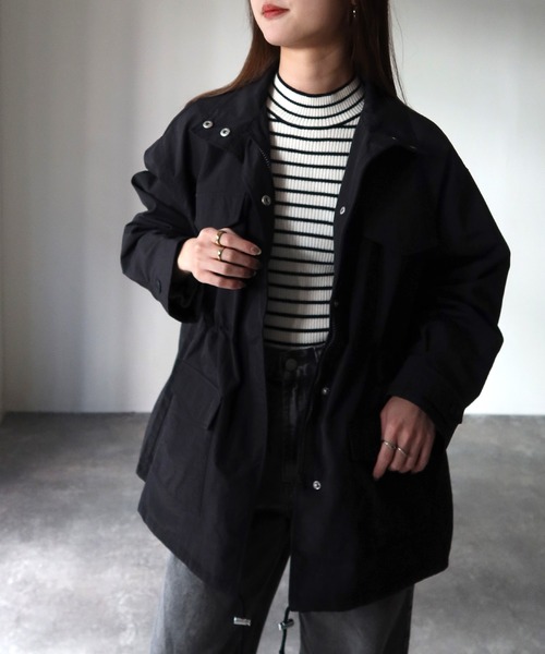 Riberry(リベリー)の「スタンドカラードロストミリタリージャケット(ミリタリージャケット・レディース・カーキ/アイボリー/ブラック・MEDIUM)」の4枚目の写真