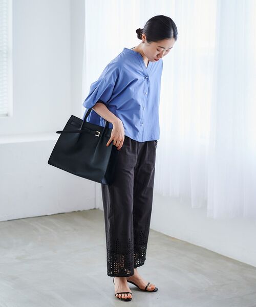 le.coeur blanc(ルクールブラン)の「ベルトデザイントートバッグ(トートバッグ・レディース・ベージュ/ブラック・FREE)」の8枚目の写真