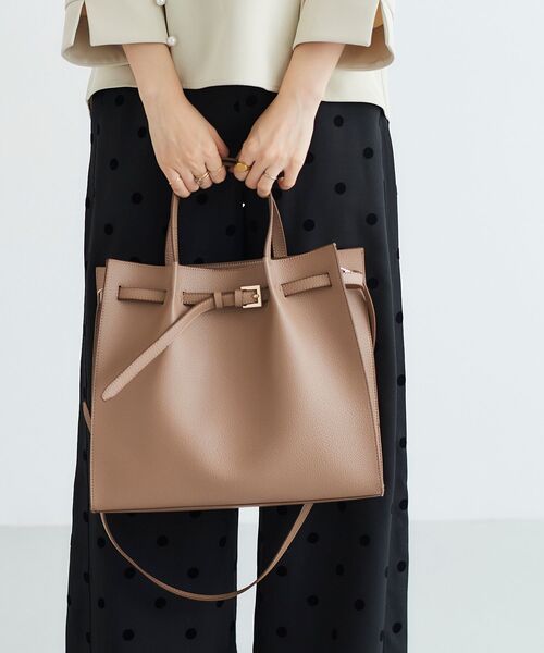 le.coeur blanc(ルクールブラン)の「ベルトデザイントートバッグ(トートバッグ・レディース・ベージュ/ブラック・FREE)」の17枚目の写真
