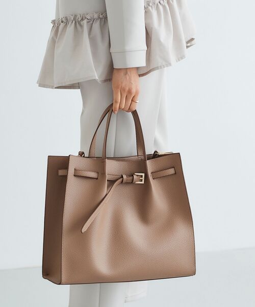 le.coeur blanc(ルクールブラン)の「ベルトデザイントートバッグ(トートバッグ・レディース・ベージュ/ブラック・FREE)」の21枚目の写真