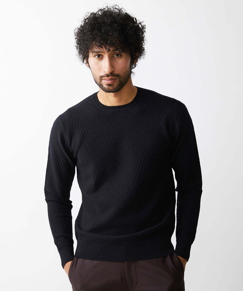 MICHEL KLEIN HOMME (ミッシェルクランオム)の「矢羽クルーネックニットカットソー(ニット/セーター・メンズ・ホワイト/ライトブルー/ブラック/ネイビー/ピンク・MEDIUM/LARGE/X-LARGE)」の2枚目の写真