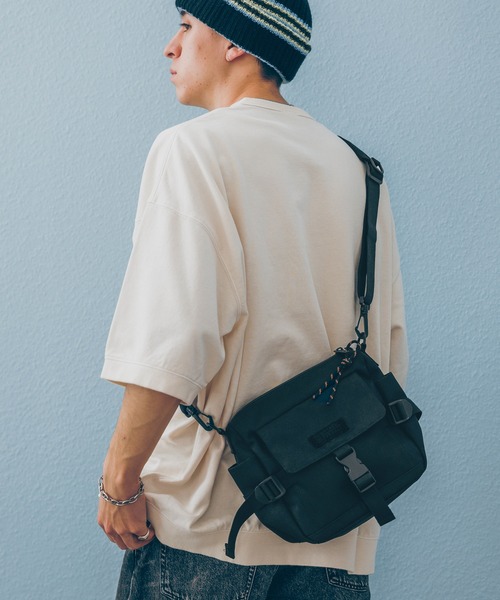 SIGNAL SPORTS(シグナルスポーツ)の「【SIGNAL SPORTS】ONE POINT COLOR SWEAT/ワンポイント刺繍/カラーミニ裏毛クルーネックTシャツ(Tシャツ/カットソー・メンズ・イエロー系その他/スミクロ/オレンジ/オフホワイト/イエロー系その他2・MEDIUM/LARGE)」の9枚目の写真